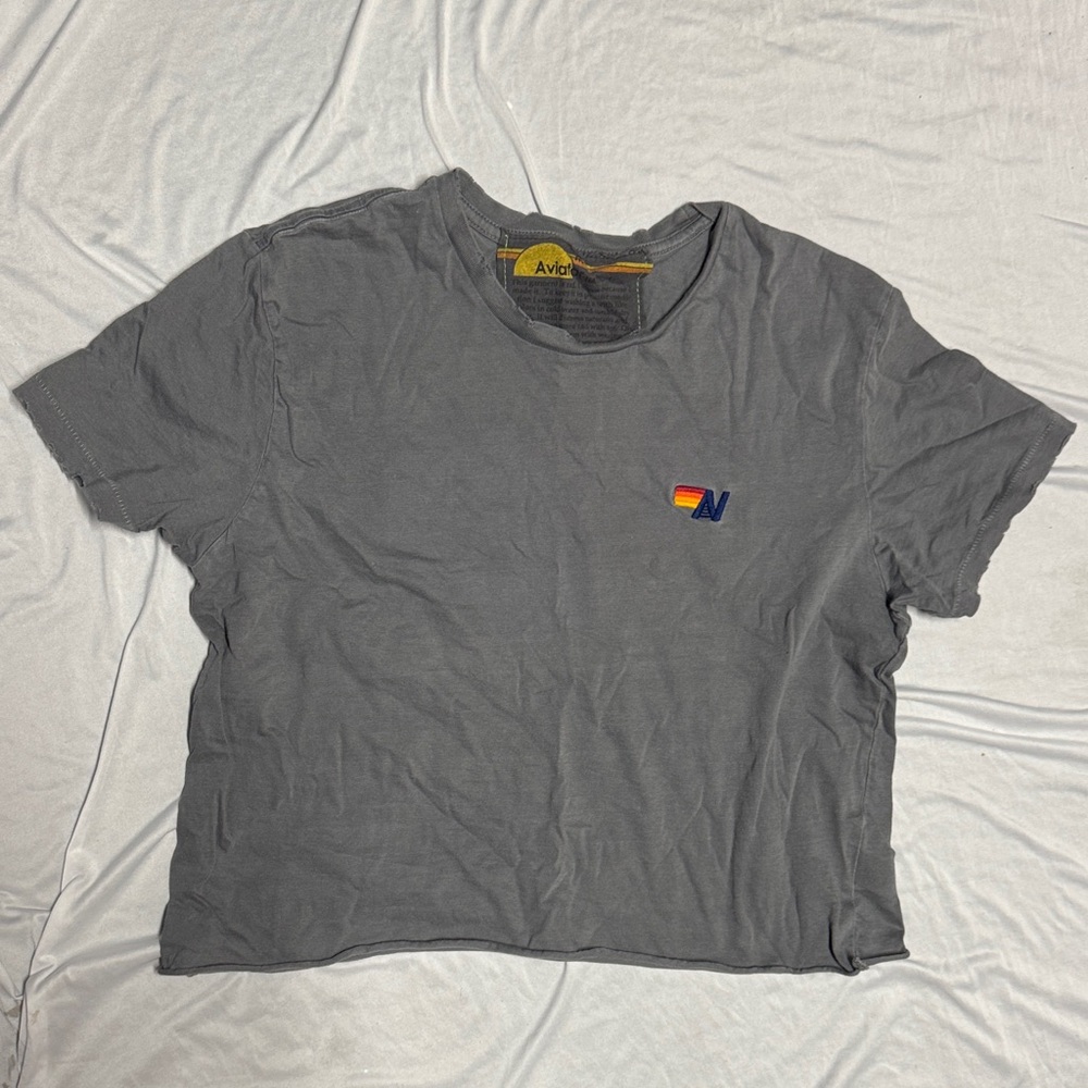 Women’s grey Aviator Nation tee